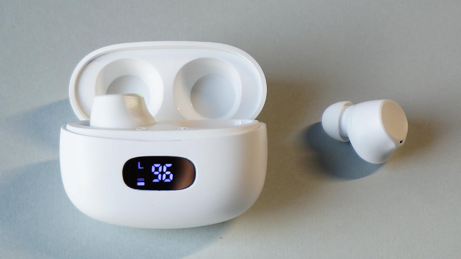 【お試し価格】AI搭載集音器イヤホン KIKOE EAR あれ？聞こえる！人気シリーズ第三弾！集音器とは思わせない