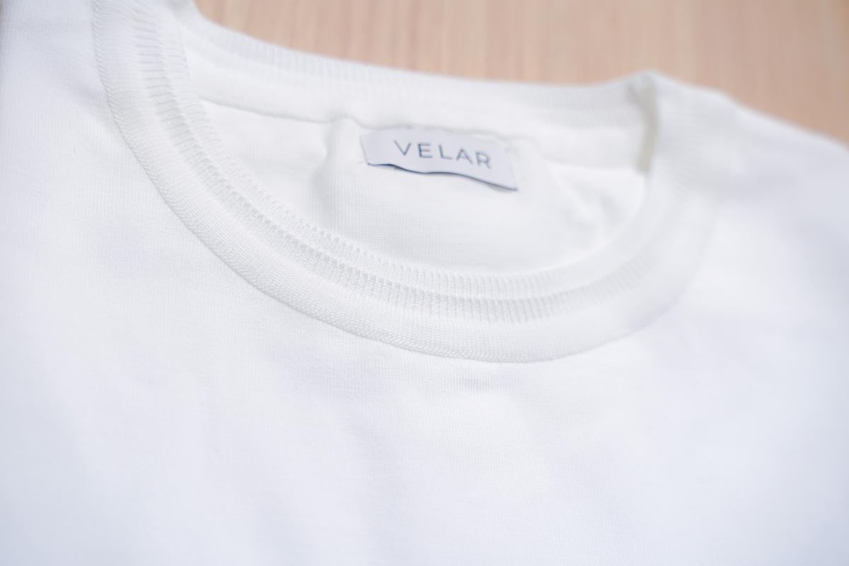 この白Tシャツ、着心地もはやファーストクラス級。着なきゃわから 