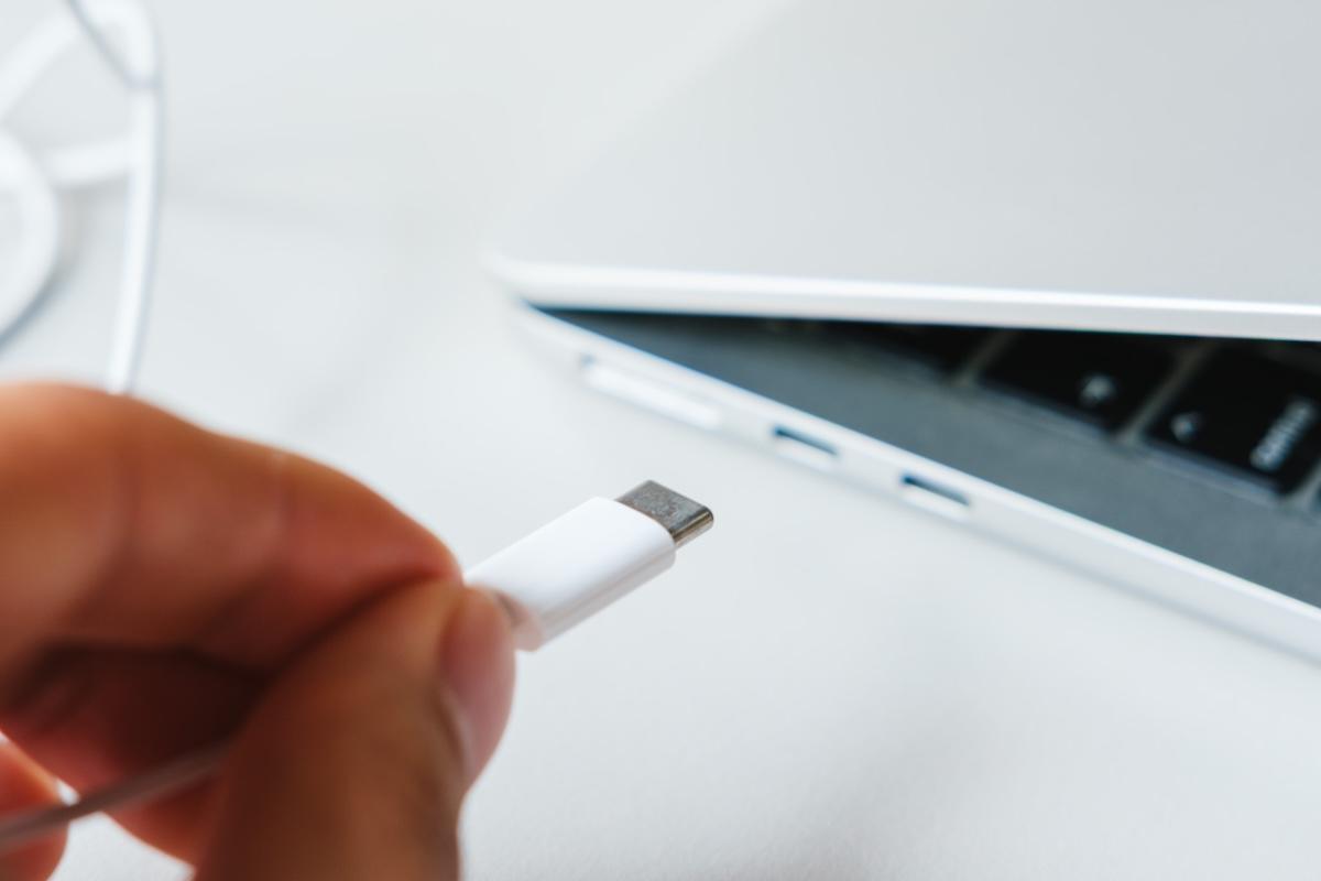 結局「有線のApple純正イヤホン」ばかり使ってしまう理由 | Business