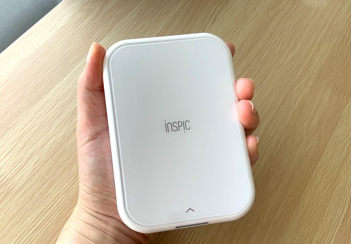 スマホ写真が「ペタっとシール」に。インク交換不要のミニプリンターが