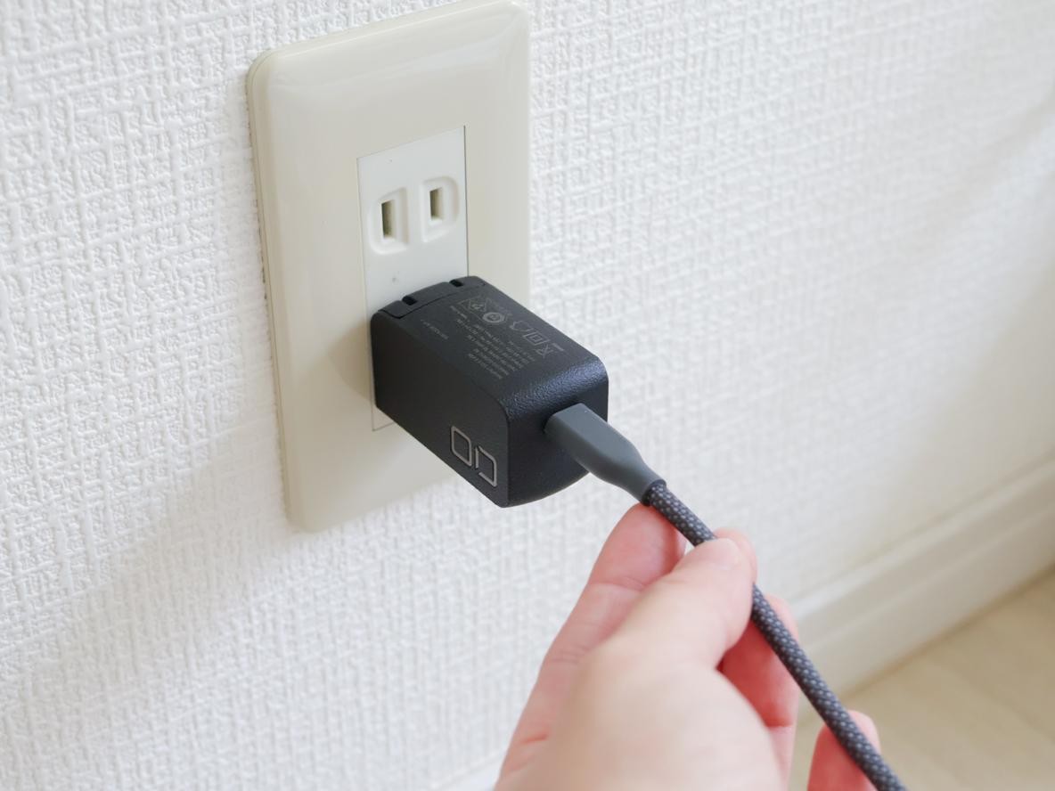 ふつうの充電器」やめてよかった！CIO新作の小さすぎる充電器にしたら
