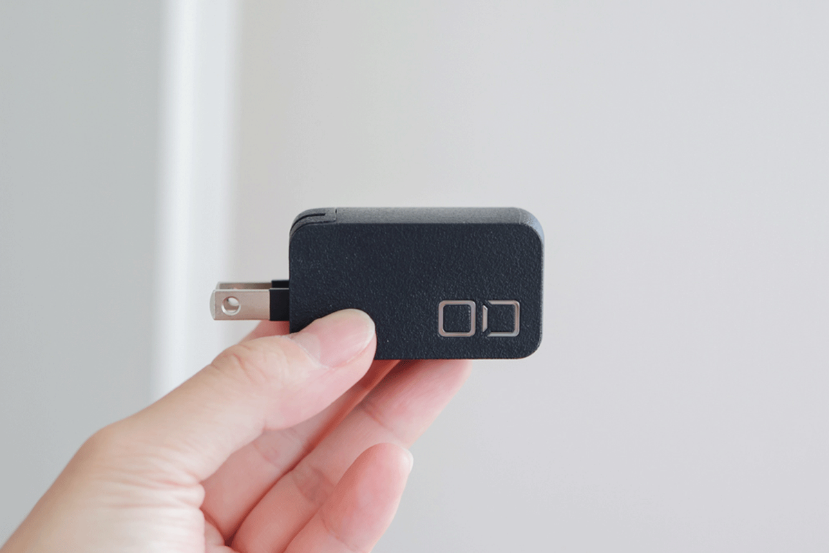 ふつうの充電器」やめてよかった！CIO新作の小さすぎる充電器にしたら