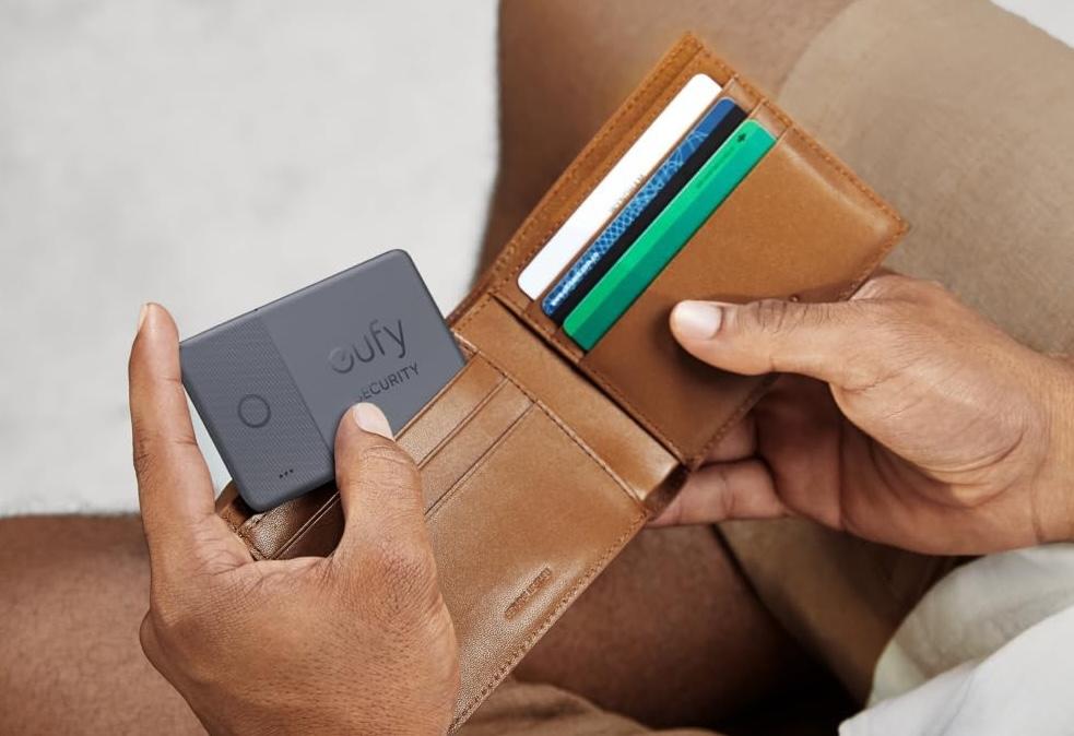 貴重品の紛失リスクは、スマートトラッカー投資で最小限に。Ankerの