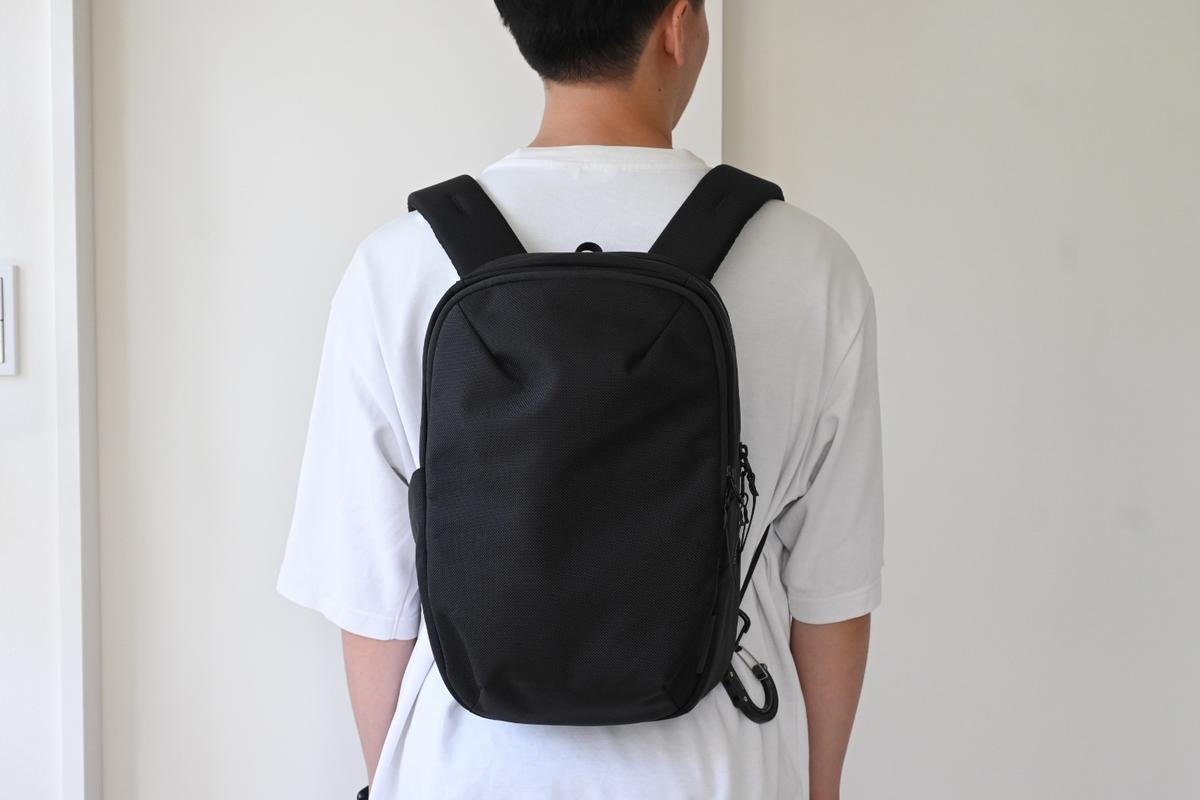 わずか10Lで14インチPCも入る！小さくても機能に妥協しない「WEXLEY 
