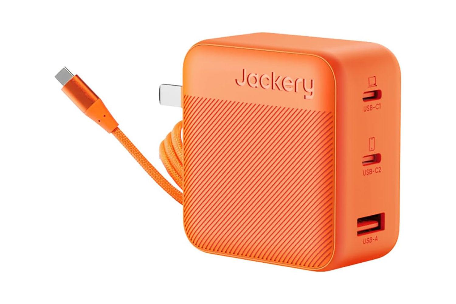 iPhoneもMacBookも急速充電。Jackeryのコンパクトな100Wチャージャーが