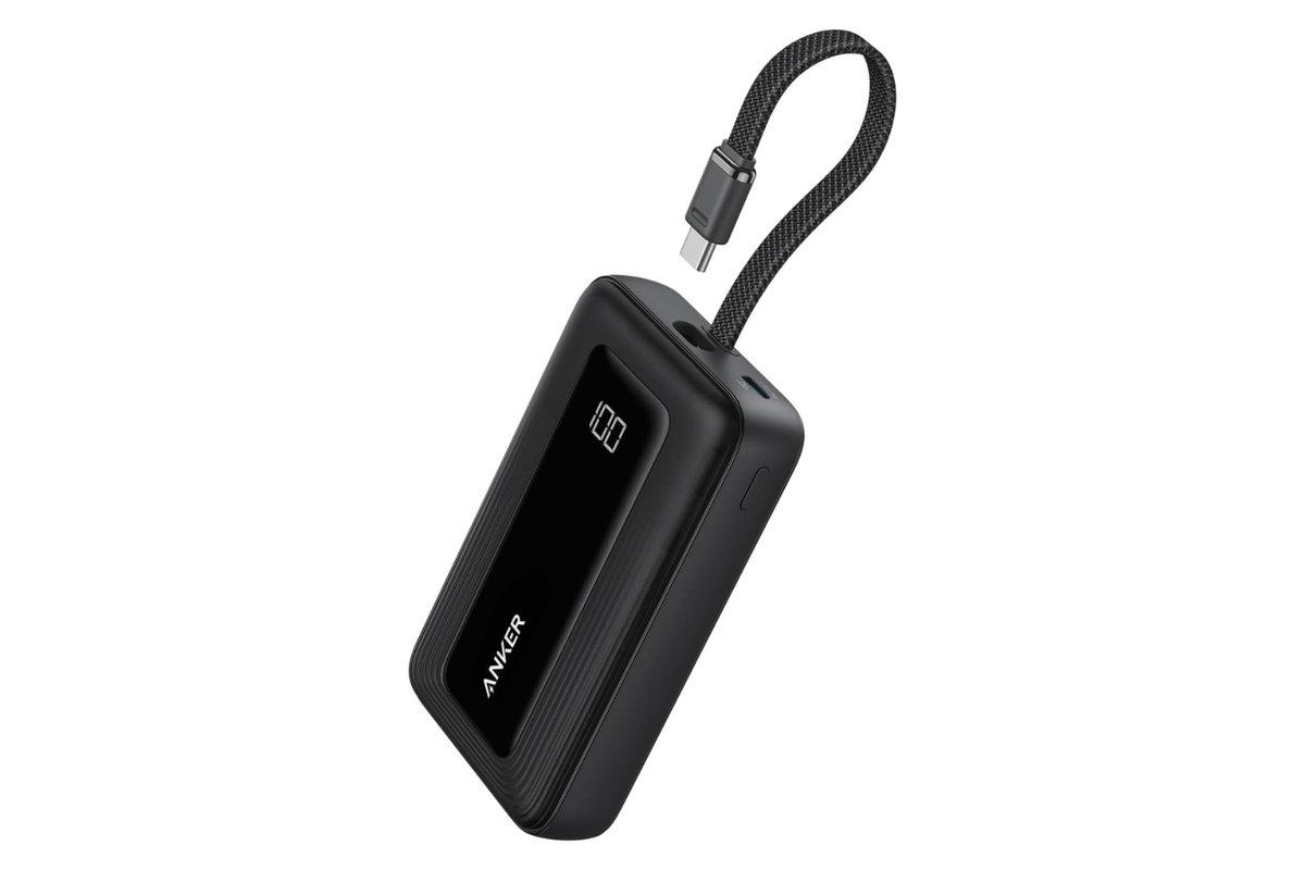 Ankerならスマホ充電も倍速。外出先でも、ケーブル一体型