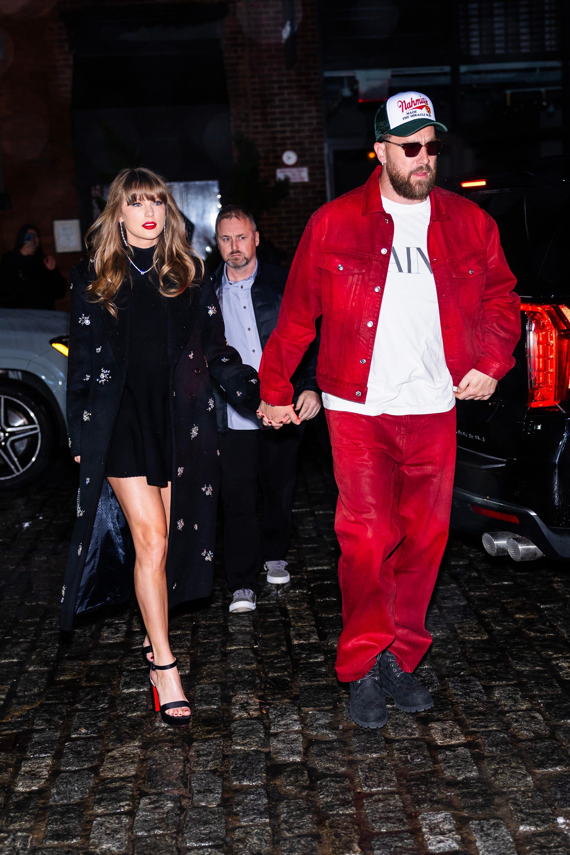 テイラースウィフトTaylor Swift Purple 蛇指輪スネークリング テイラー・スウィフトの婚約指輪は、約1億500万円の価値があるかも
