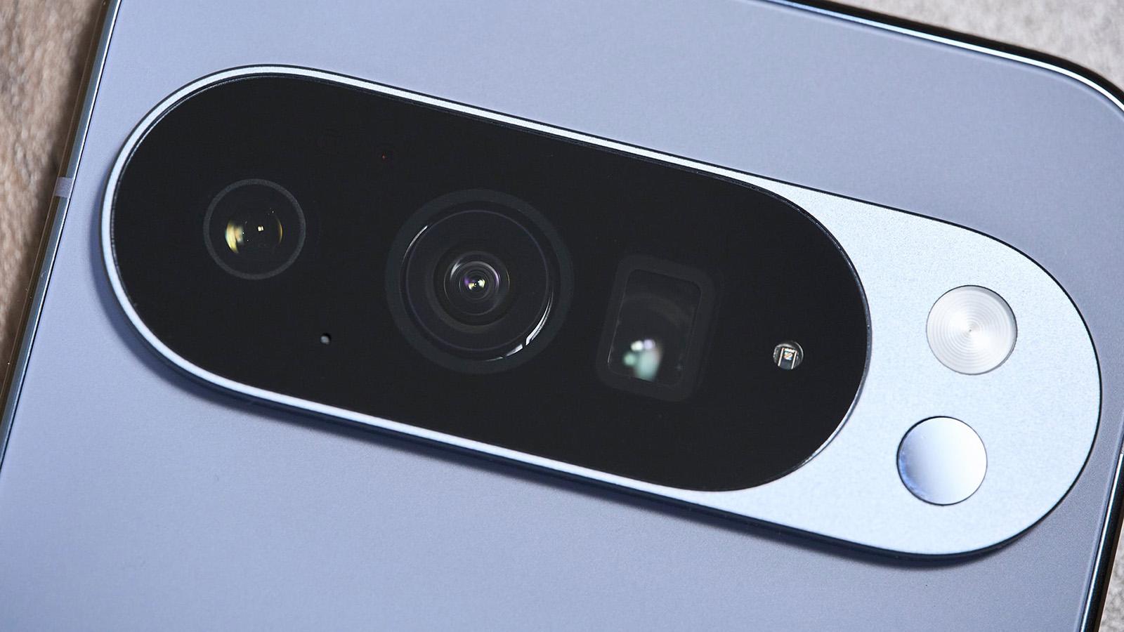 グーグル「Pixel 10 Pro XL」カメラレビュー：大強度陽子加速器施設の