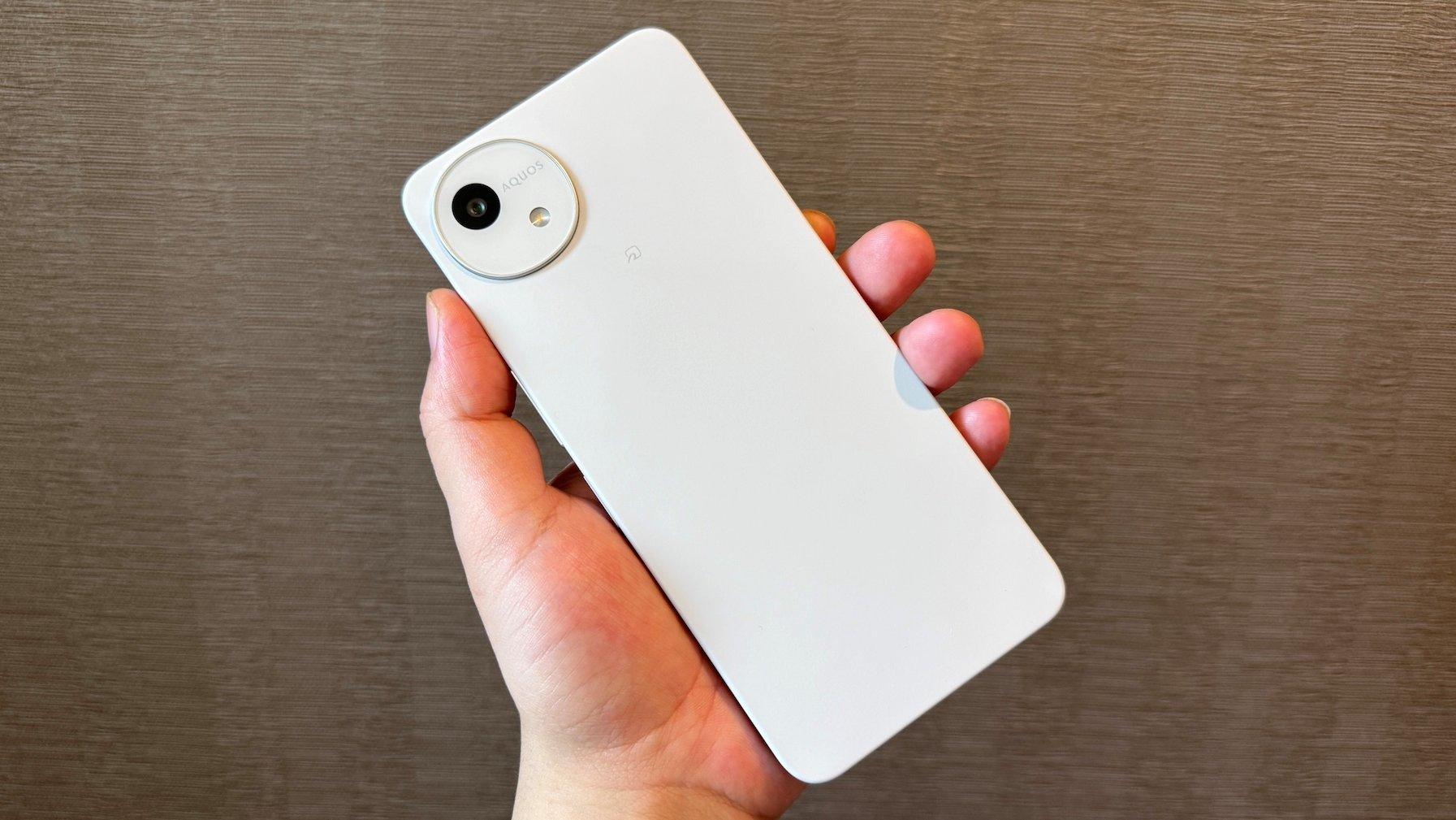 シャープの3.5万円スマホ「AQUOS wish5」を試す。約2日間は持続