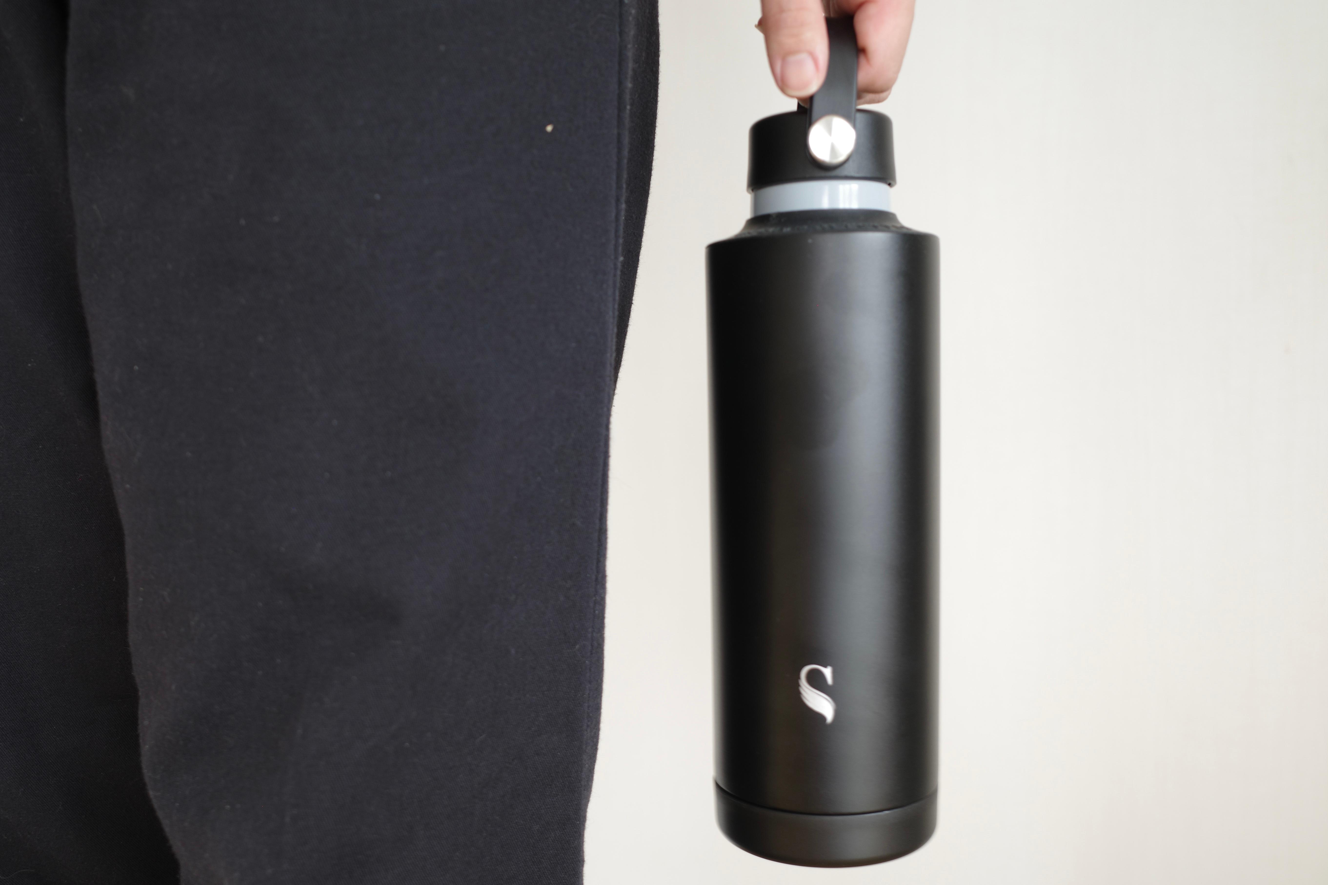 水筒の洗いやすさ」って大事だよね。上からも下からも開く、両端開きが