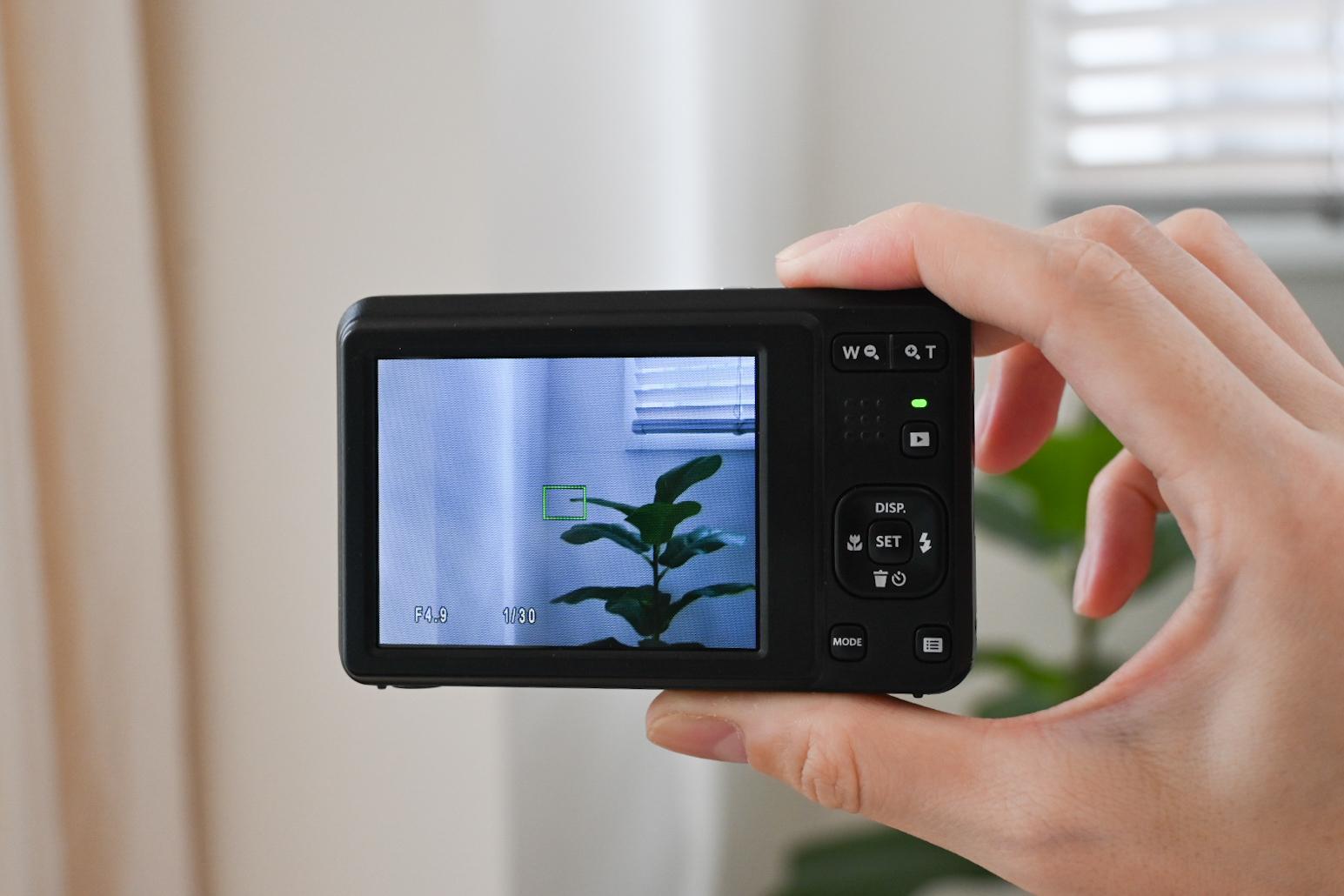 毎日持ち歩けるコンパクトカメラ。KODAKのおかげで何気ない瞬間がエモ