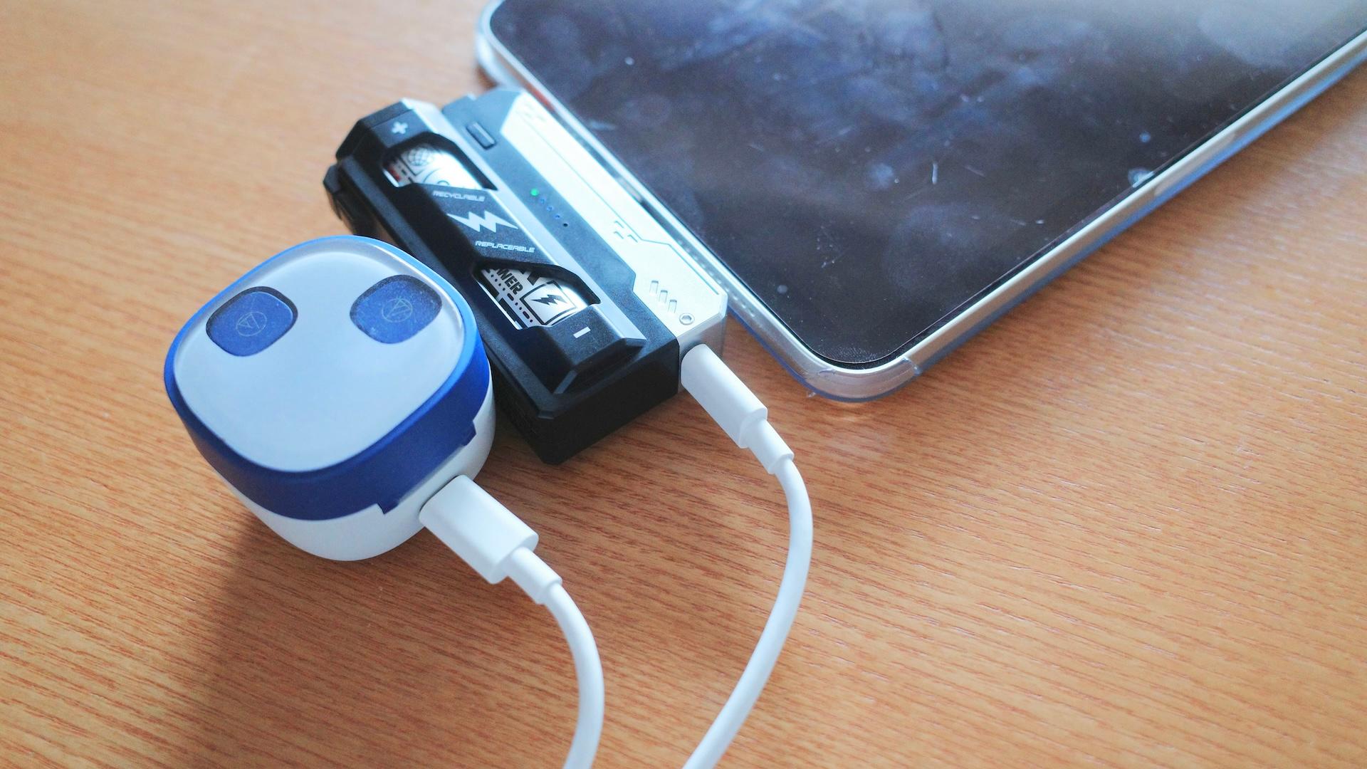 5秒でチャージ開始できる「交換式モバイルバッテリー」という選択肢