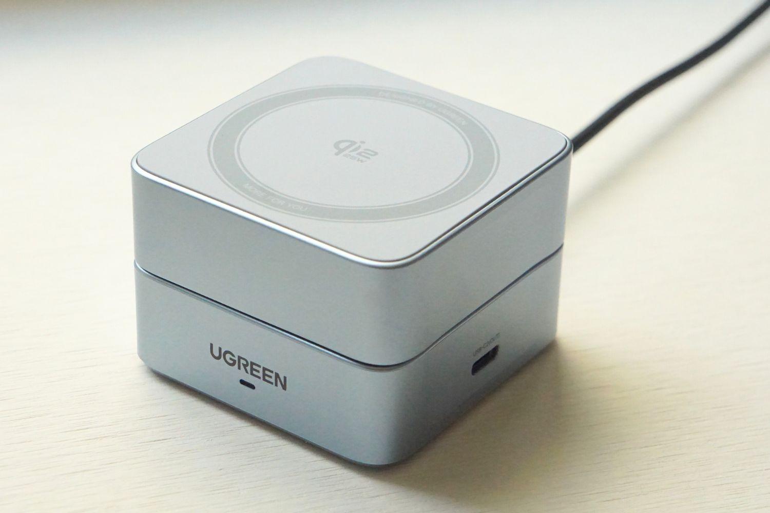 Apple好きのみんな。「ながら充電」向きの爆速充電スタンド、欲しく