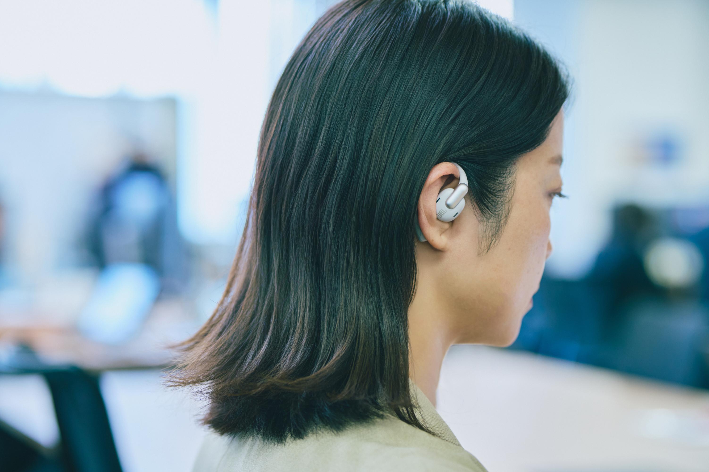 JBL SENSE PRO オープンイヤー型ワイヤレスイヤホン JBLのオープンイヤー型最高峰「JBL Sense Pro」登場！空間