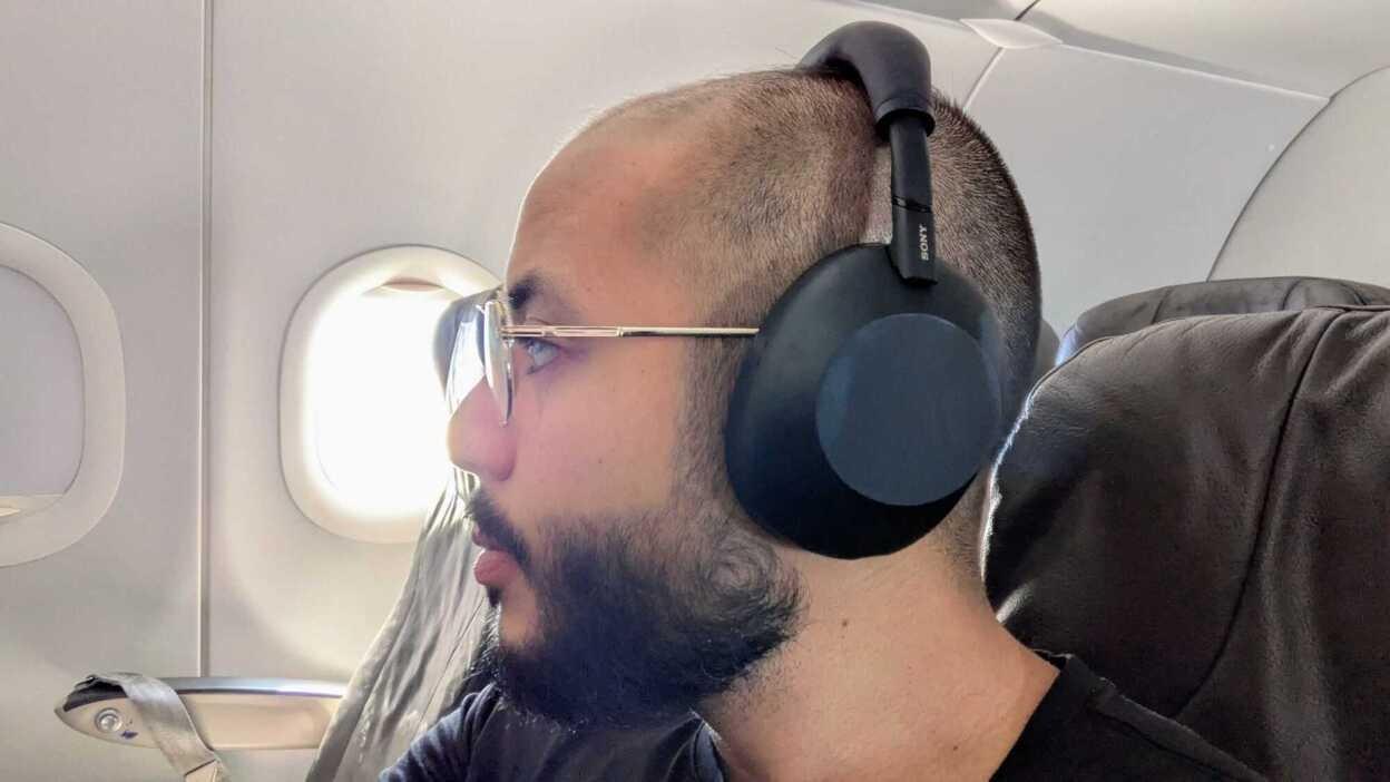 【お試し価格】AI搭載集音器イヤホン KIKOE EAR あれ？聞こえる！人気シリーズ第三弾！集音器とは思わせない