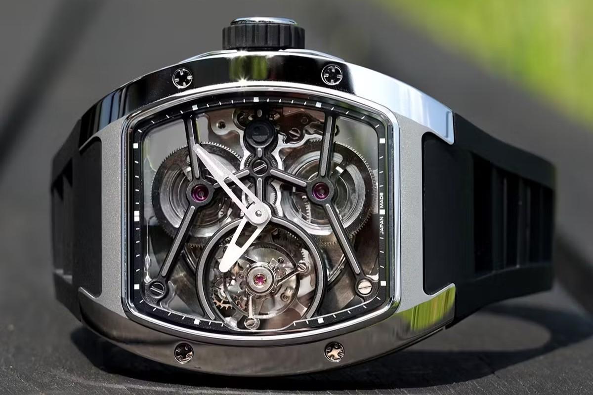 HINDENBERG 自動巻き時計 トゥールビヨン HINDENBERG 自動巻き時計 トゥールビヨン 機械式時計、週末止まっ