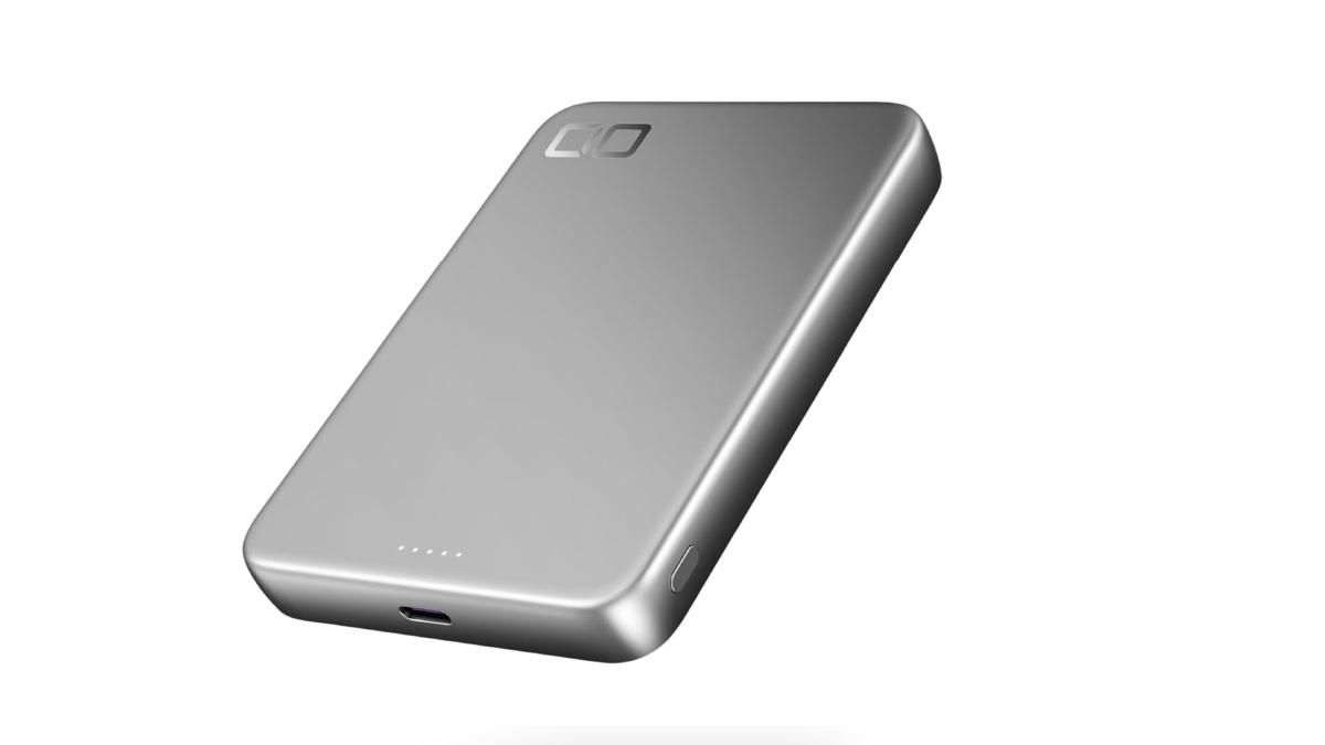 薄さ・容量・機能性が全部ちょうどいい。CIOが「8000mAhの最適解」出