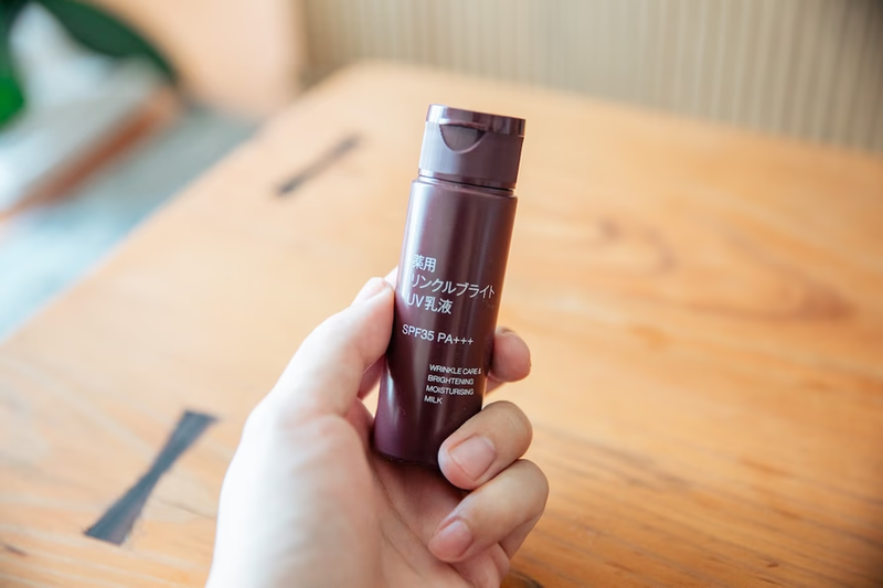 無印良品の薬用リンクルブライトUV乳液が「日焼け止め塗りたくないけど