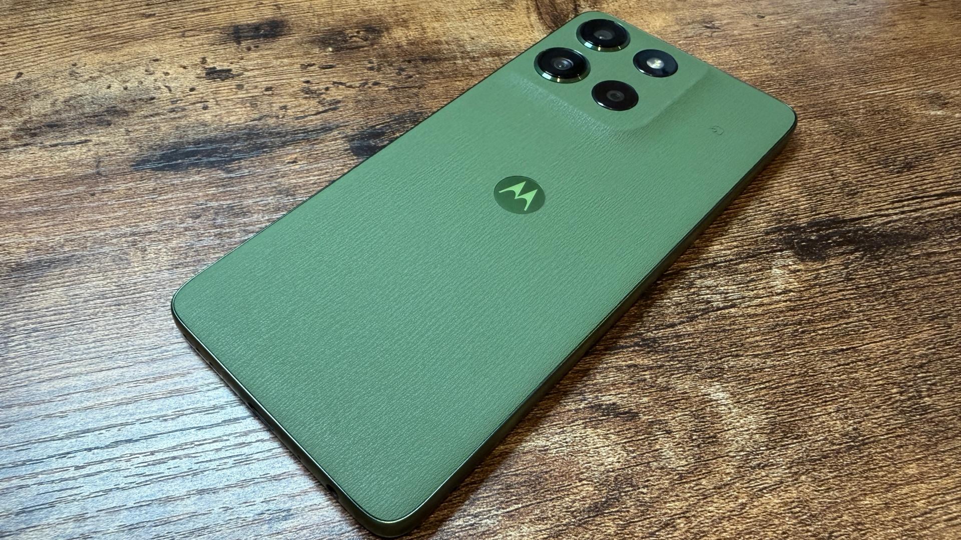 Moto g66j 5G　iijmio版　グリーン motorola moto g66j 5G | 格安SIM/格安スマホのIIJmio