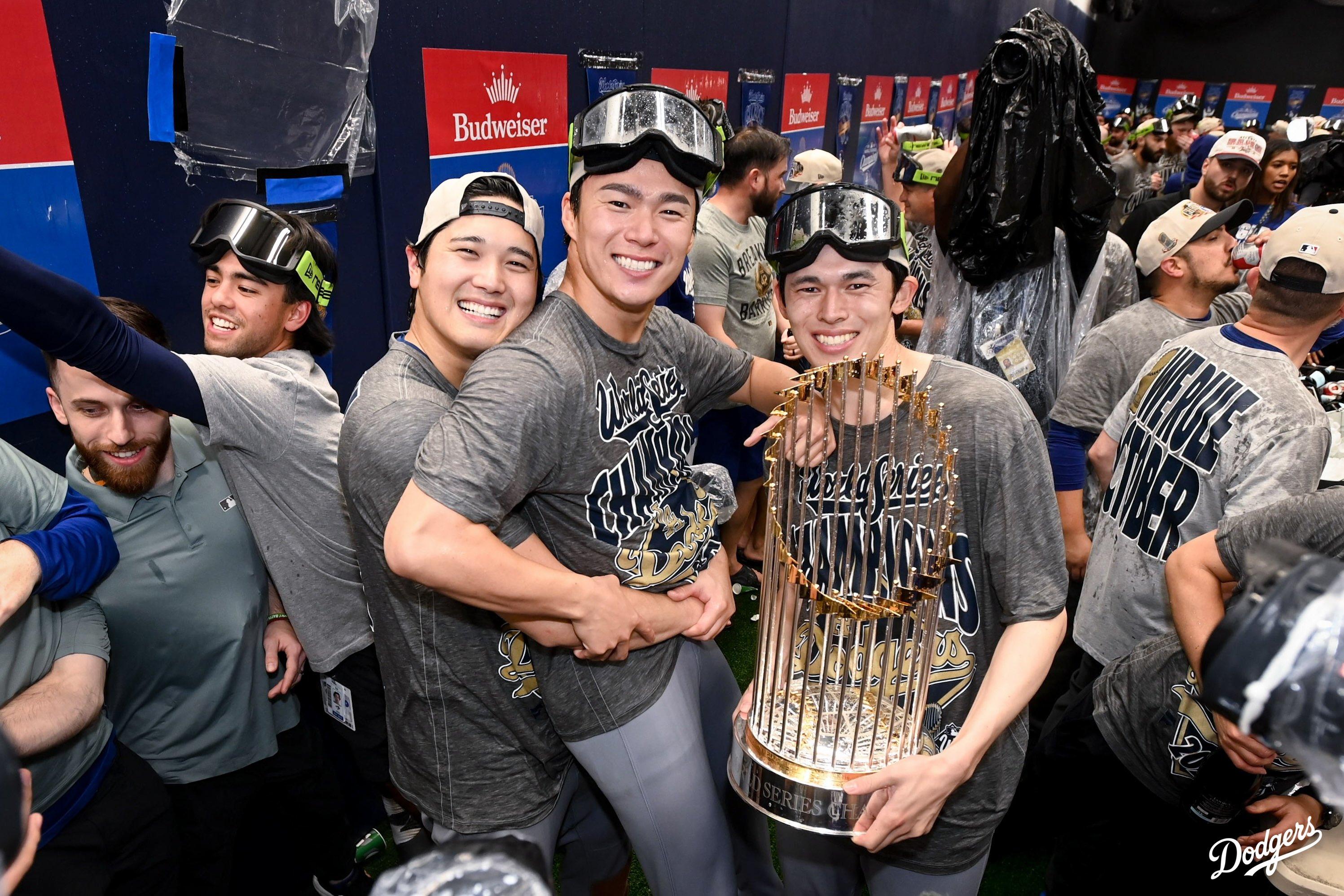 ワールドシリーズ優勝トロフィーはティファニー製。製作に半年