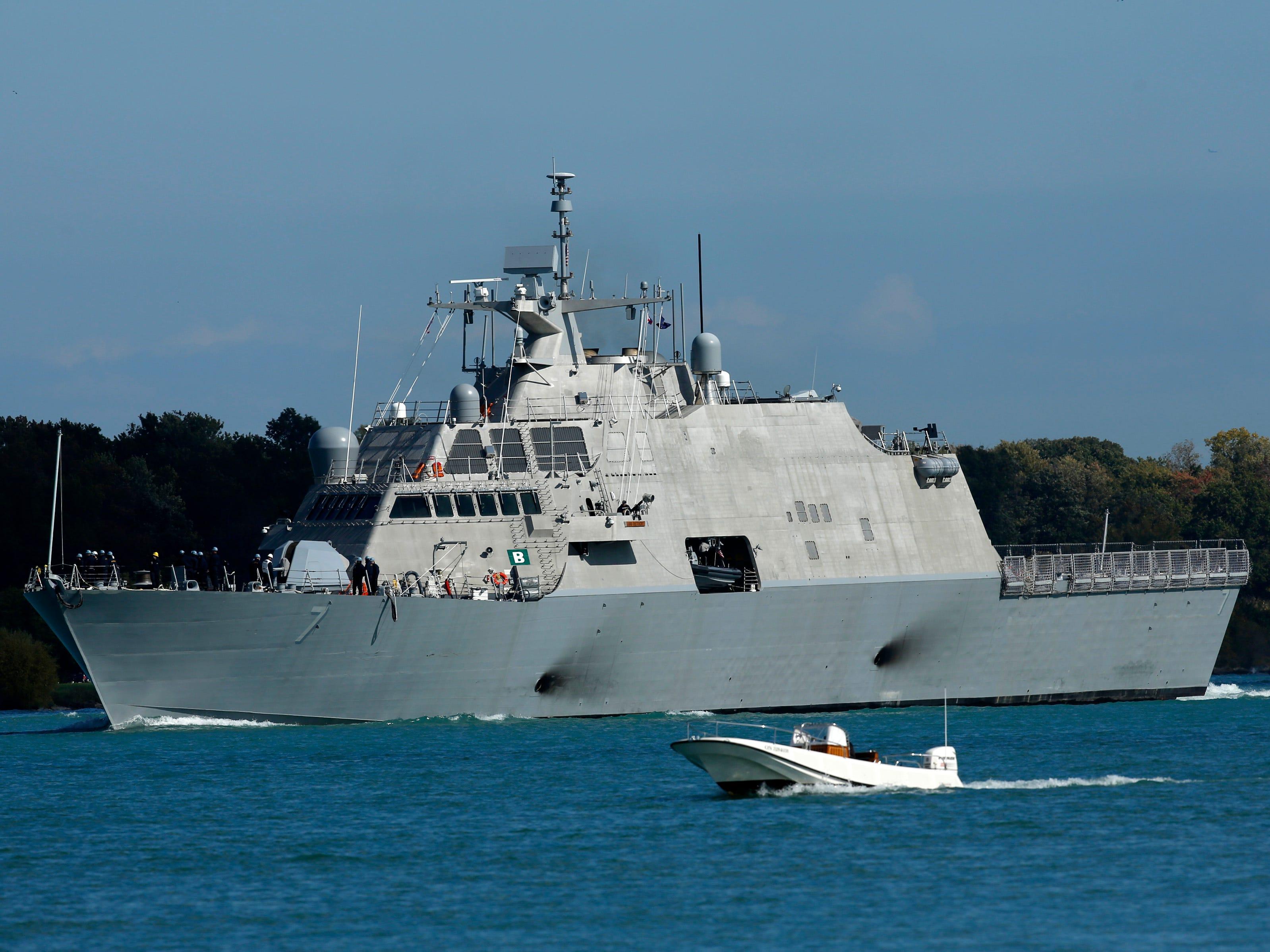 大*輔様 アメリカ海軍　チャレンジ　艦艇 米海軍が麻薬テロ対策で派遣した「18艦艇」を見てみよう。世界最大の