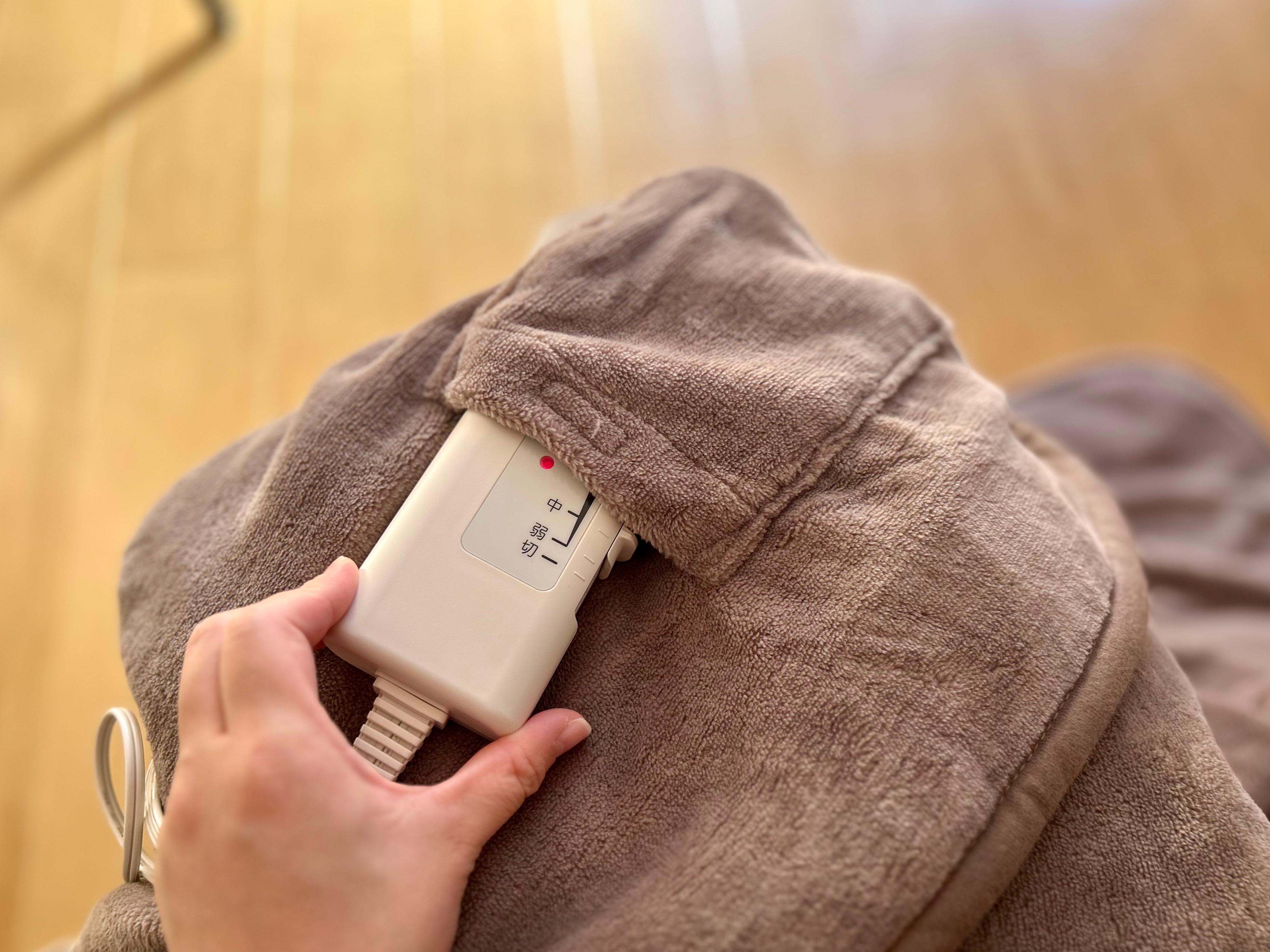 無印良品の「動けるこたつ」が“暖房つけるほどでもないけど寒い季節”の