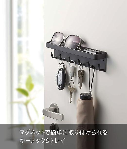 貼るだけで玄関に