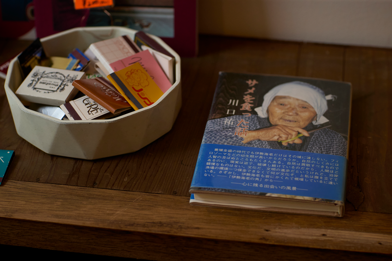 会社員をしながら、28歳で古書店をオープン。複業で大切なのは