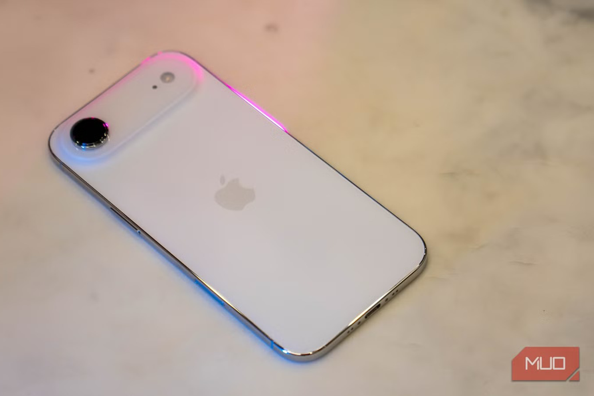 iPhone Airレビュー：Appleの挑戦には拍手。けれど実用的とは言い