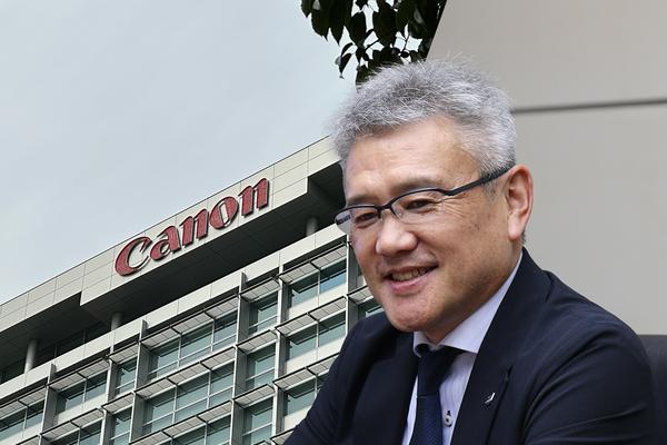 キヤノン、実は半導体で「世界シェア8割」。ASMLの牙城崩す、消費電力10分の1の最先端技術も