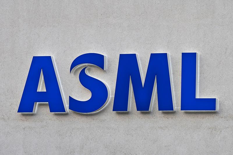 露光装置と言えば、オランダのASMLが有名だ。 