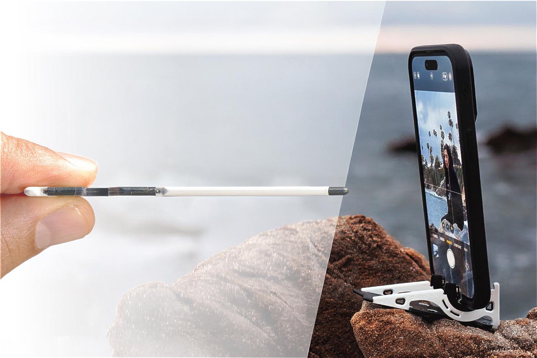 財布に入る圧倒的携帯性。スマホをちょっと固定したいをサッと解決する