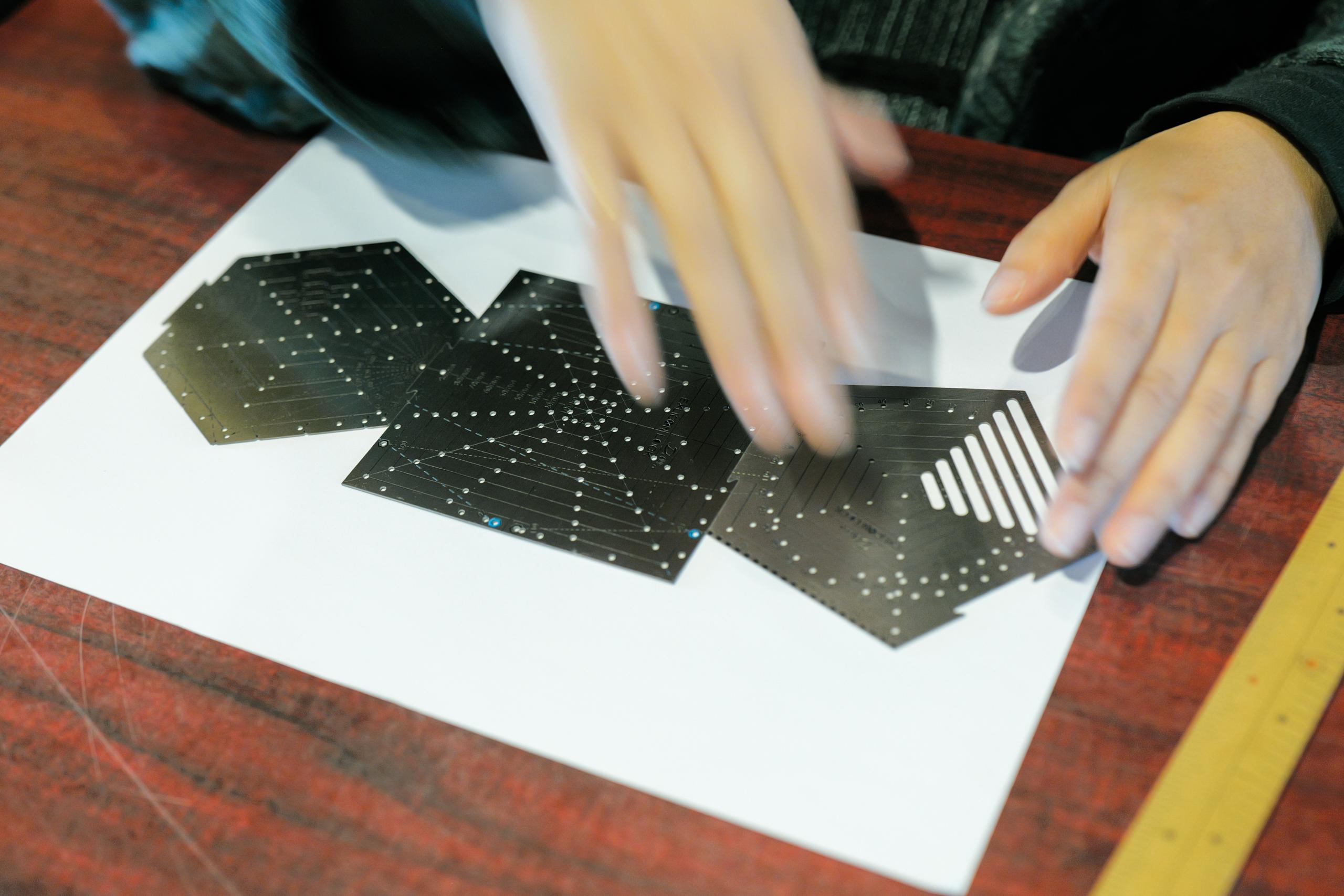 点を置いて線で結ぶだけ。透視図法が