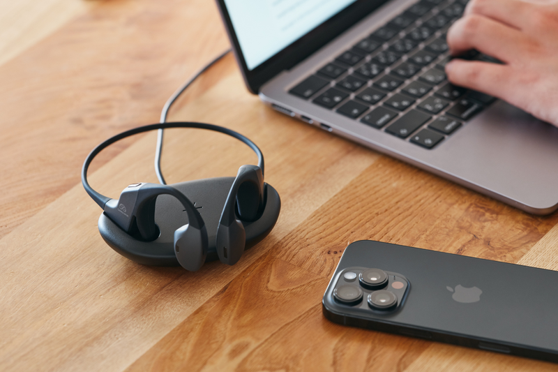 一見、普通のイヤホンなのに「脳が鍛えられる」【今日のライフハック