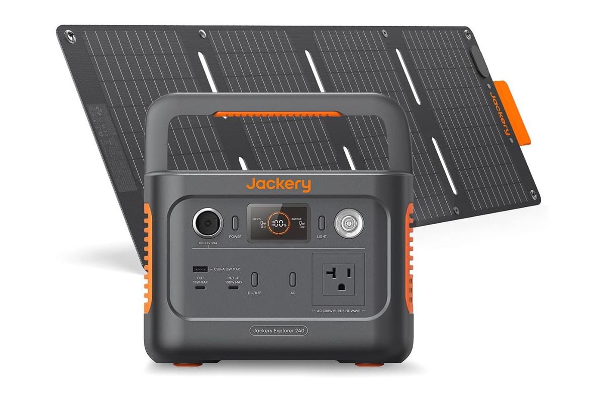 Jackeryの「世界最小級」ポータブル電源、今買うと30%OFFで過去最安 
