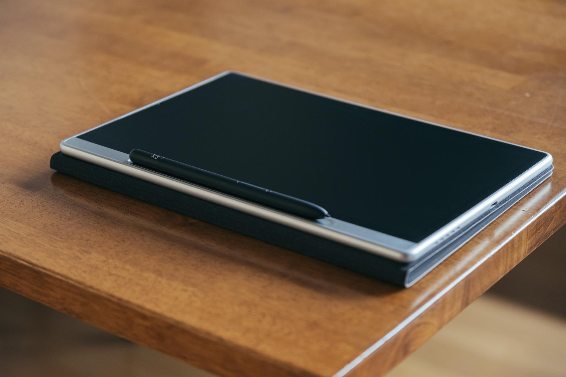 サラッサラ！投票用紙の書き心地。手書き特化型タブレットを試してみ