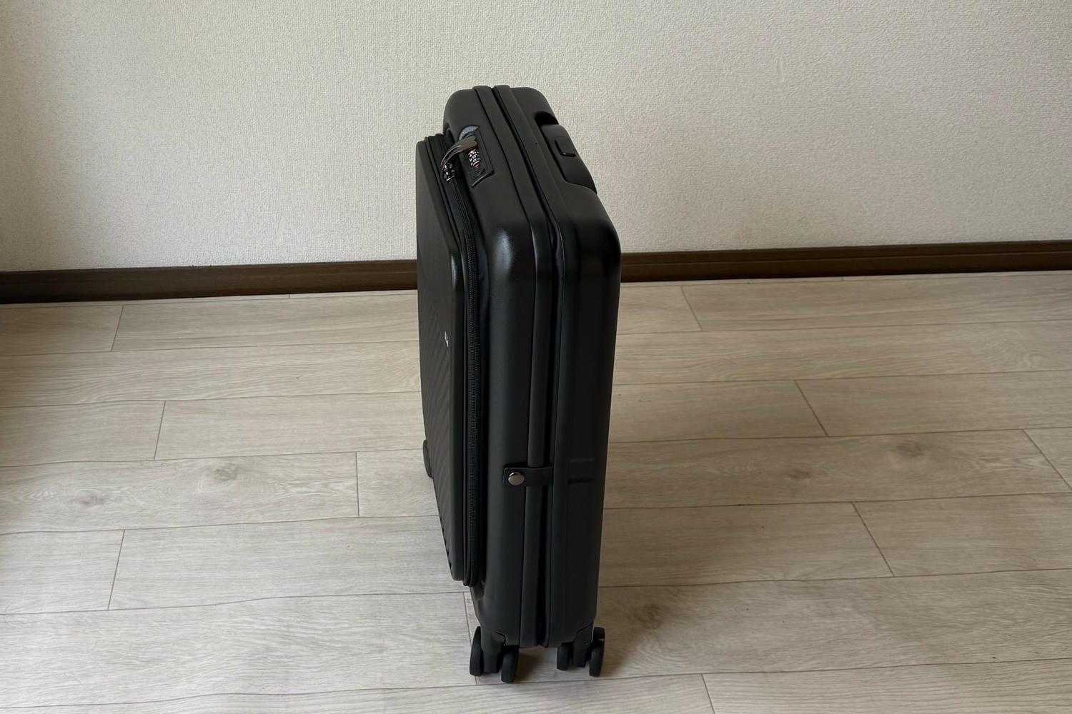 行きは28L、帰りは46L。荷物量に合わせて「サイズが変わる」バッグが旅