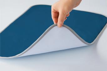 珪藻土級のサラッと吸水なのに軽くて洗える。バスマットの最適解を見つけたかも