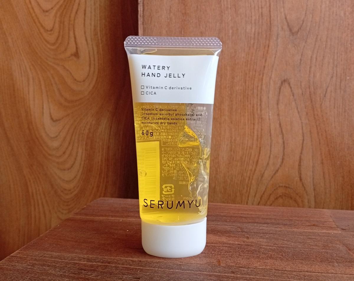 ハンドクリーム塗るとスマホ触れない問題」が解決。ベタつかないのに