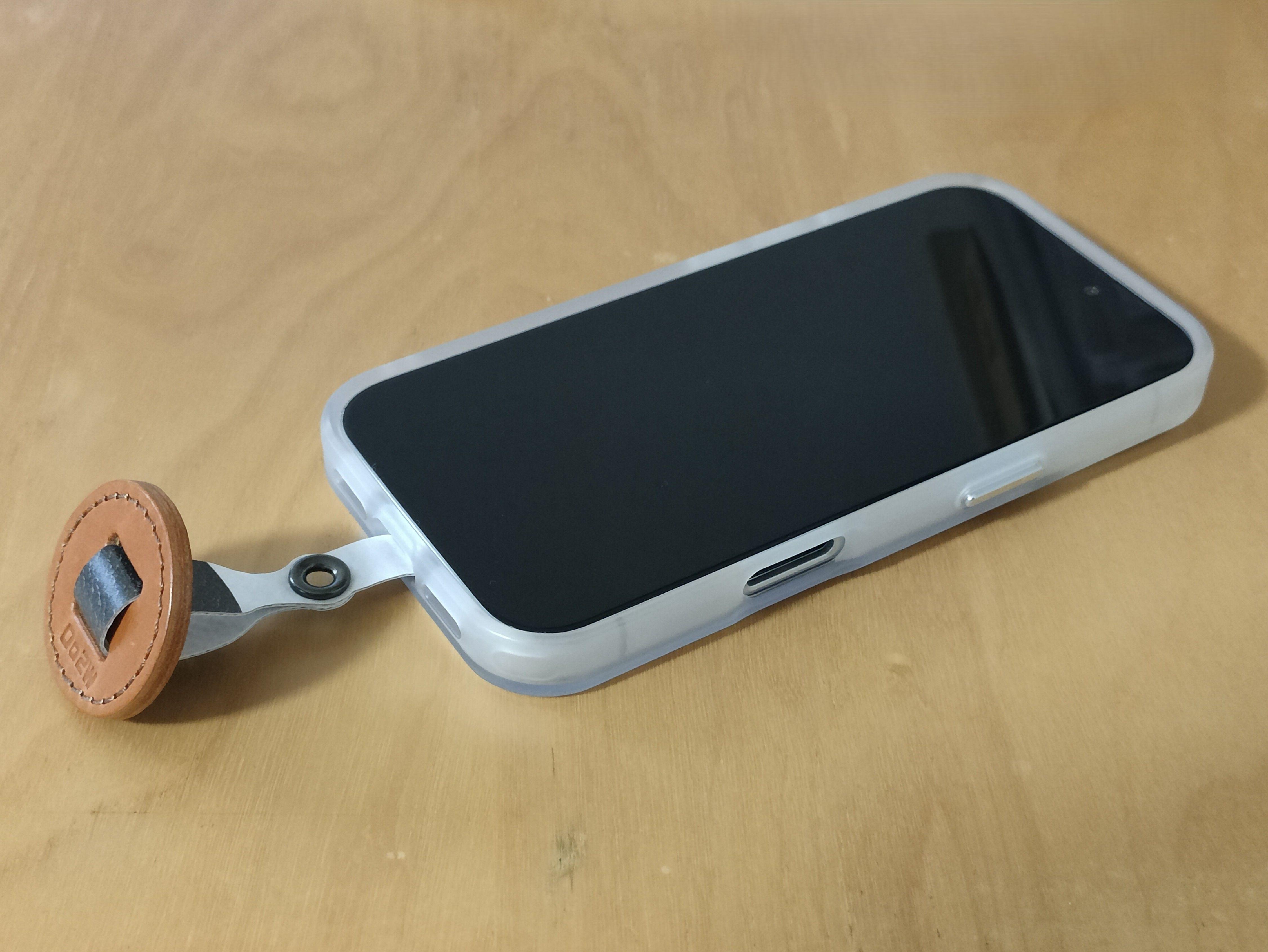 小指が痛い人、これ試してみて。MagSafeと共存できるスマホリングの