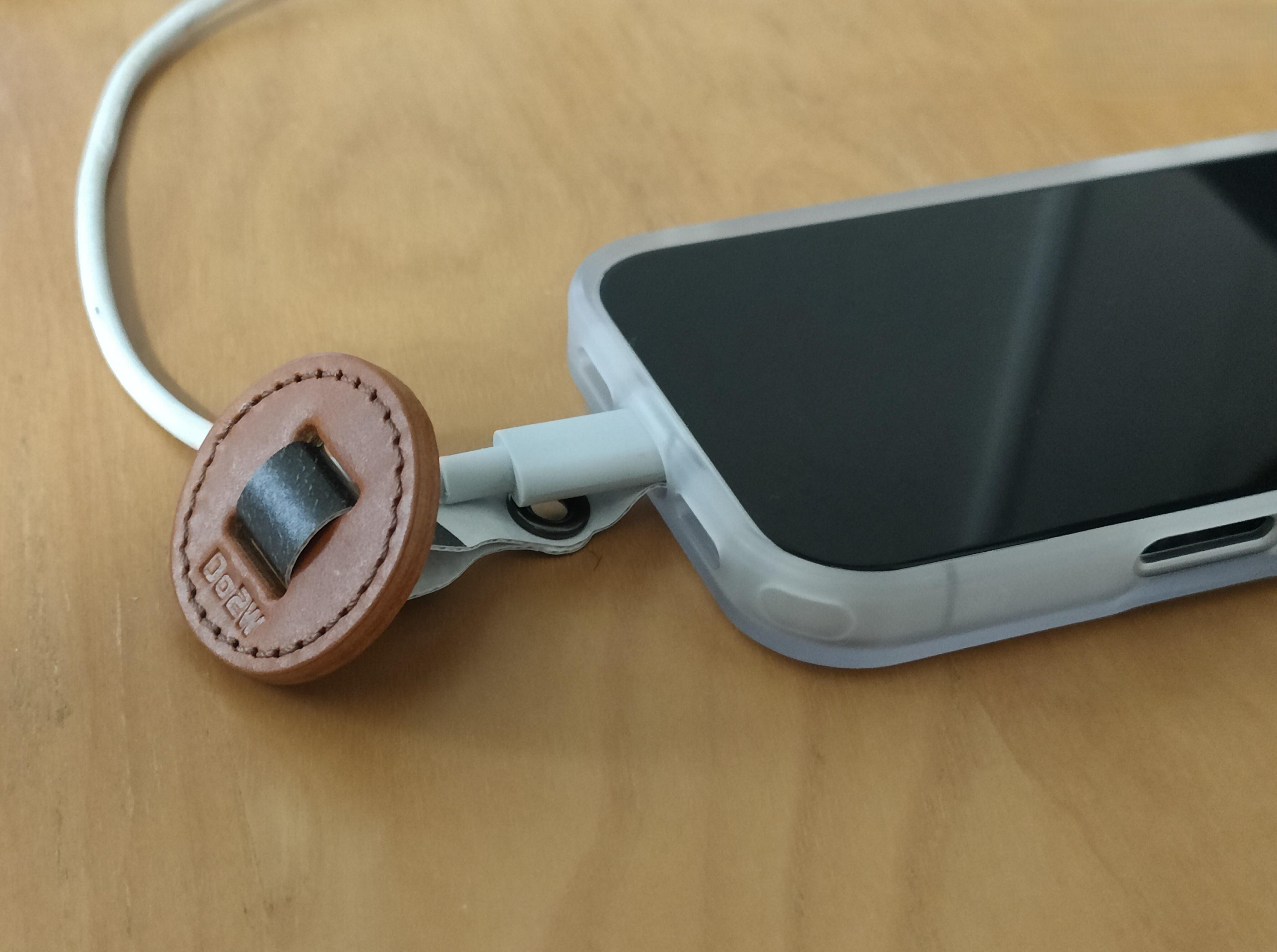 小指が痛い人、これ試してみて。MagSafeと共存できるスマホリングの