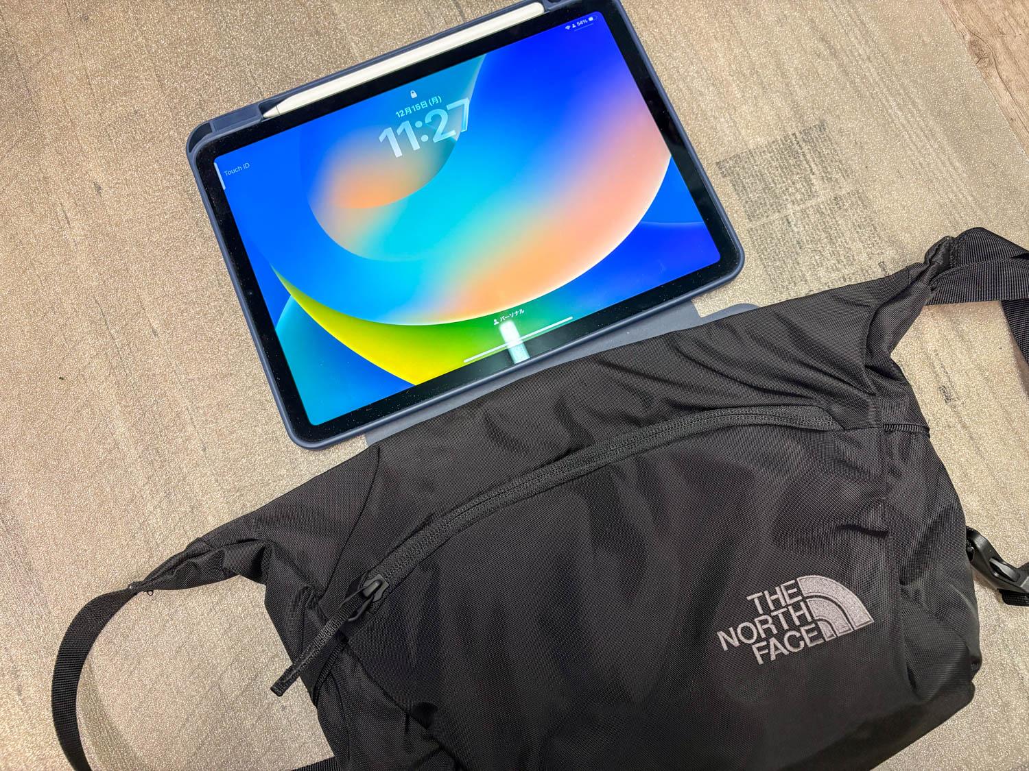 【豪華3点】iPad Air 5 64GB＋Pencil 2＋ケース付 iPad Airと財布だけ持ち歩きの大正解。約7500円のノースフェイス