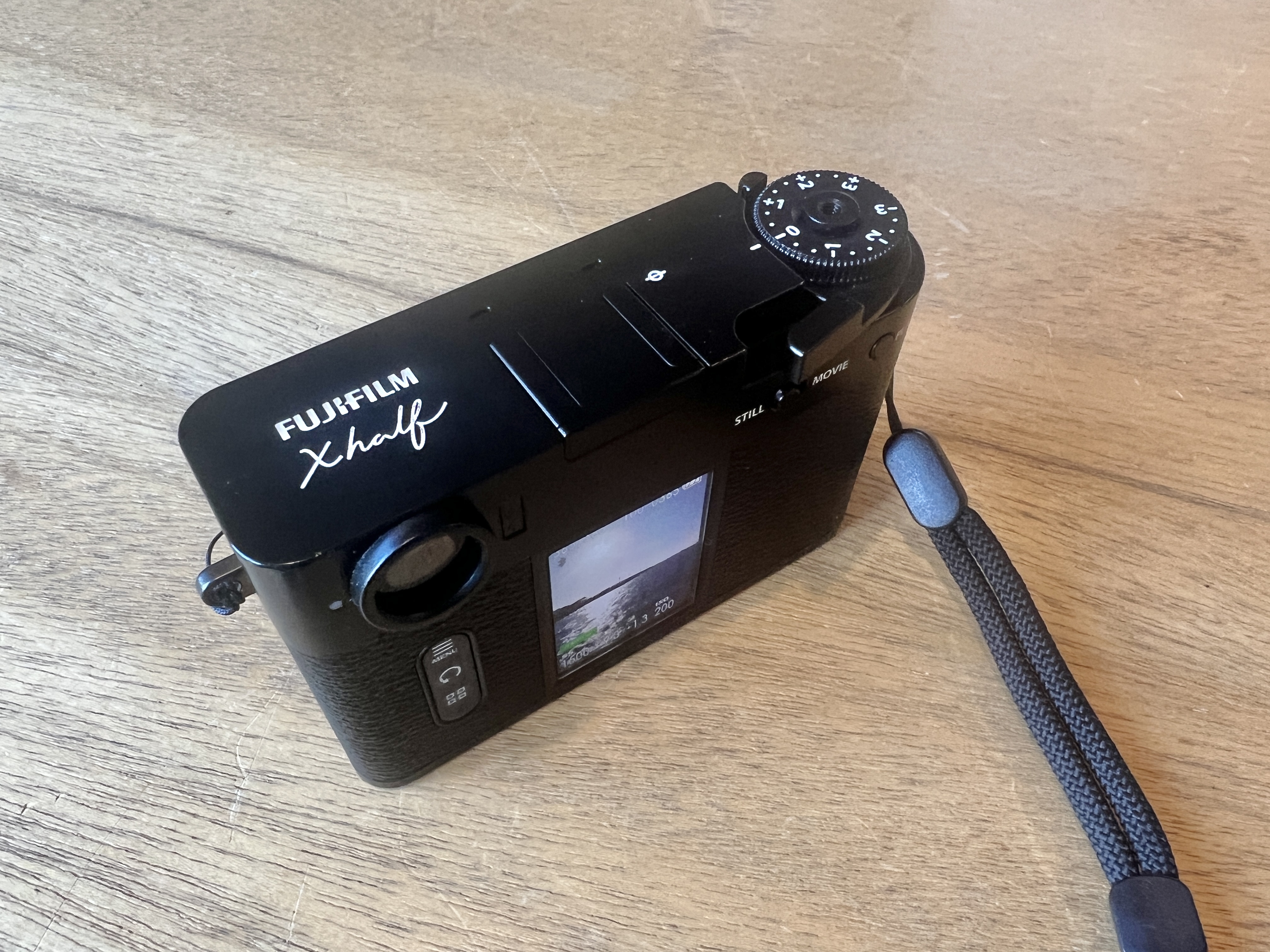 フイルムカメラです! mqdefault.jpg