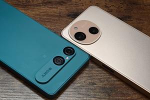 「AQUOS sense10」と「Xperia 10 VII」実機レビュー：8万円以下スマホの代表格を使い比べてみた