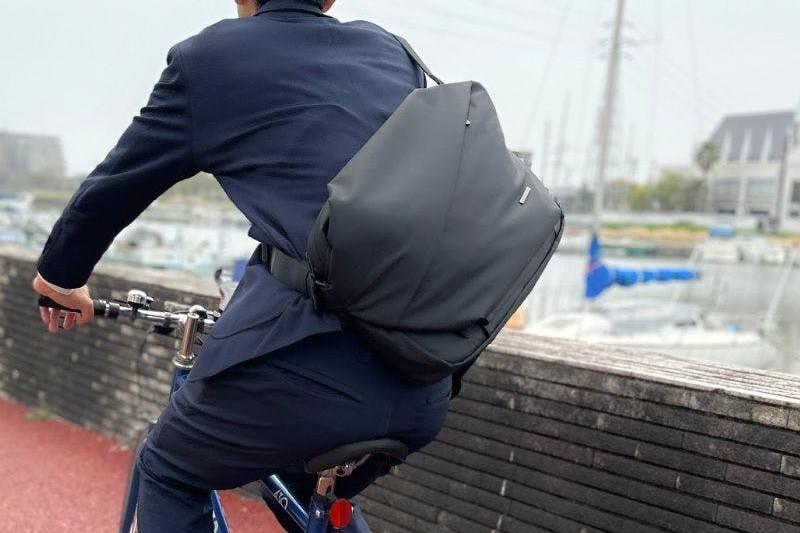 ガジェット好き ガジェット好きに刺さるマグネット機構。指一本で開くのに勝手に落ち