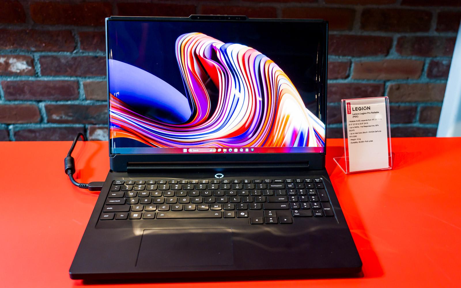 レノボ「画面が伸びるThinkPad」と「Legion」を発表。インテルCore