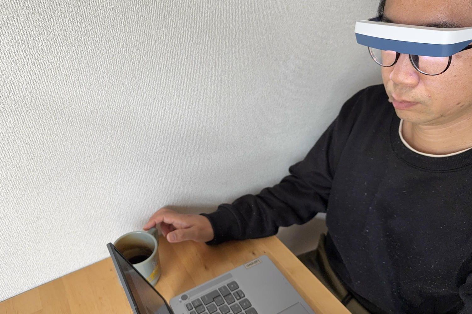 毎朝ウォーキングしてるし目覚めも悪くない…はずの私が「光セラピー