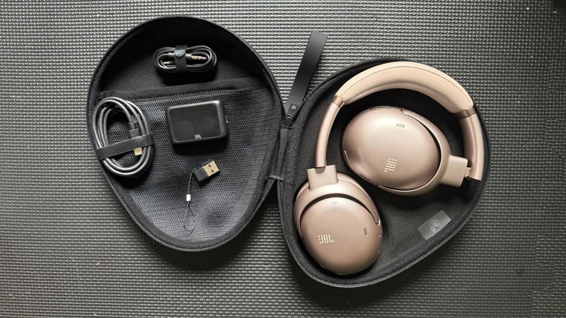 JBL TOUR ONE M3 SMART TX トランスミッター付き(美品) JBL Tour One M3 Smart Tx | JBL Smart Tx付属ワイヤレスノイズ