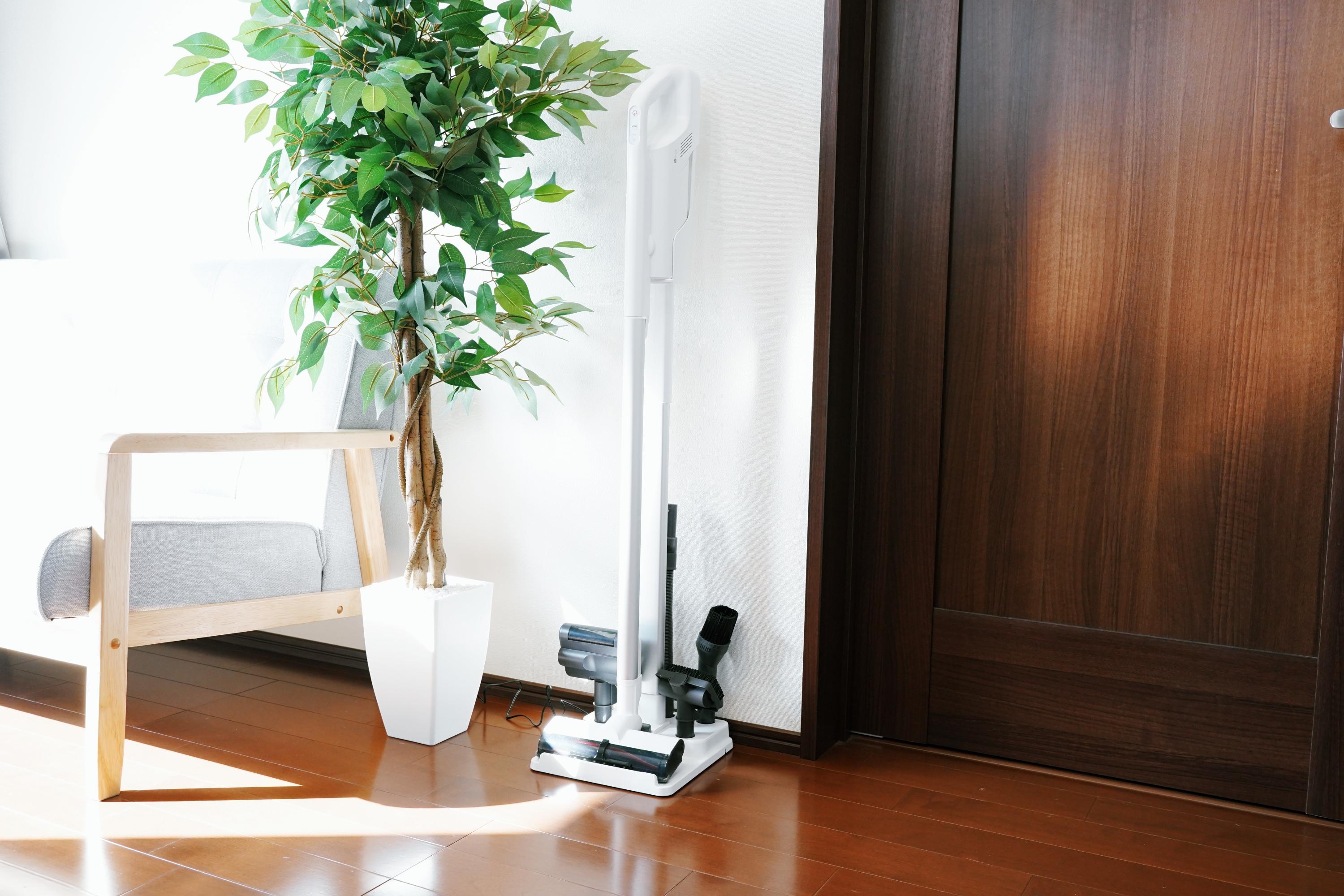重い掃除機、もうやめました。ニトリの1台で「汚れる前に吸う」が習慣