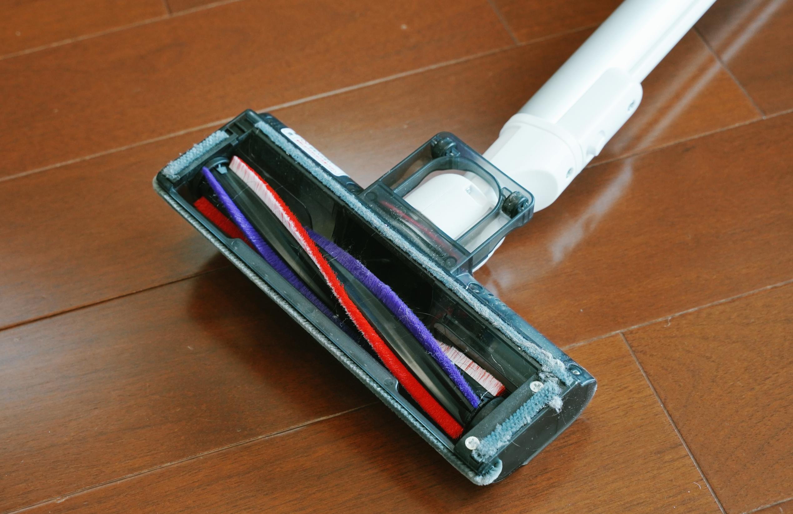 重い掃除機、もうやめました。ニトリの1台で「汚れる前に吸う」が習慣